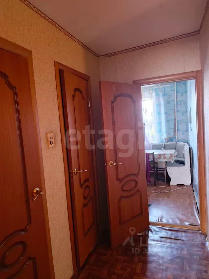 Россия, Псковская область, Остров, улица Шумейко, 9, фото 8