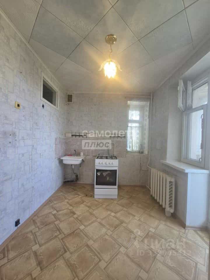 Россия, Волгоград, улица Быстрова, 64, фото 9