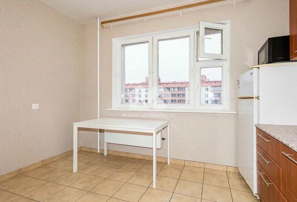 Россия, Новосибирск, улица Виктора Уса, 11/1, фото 5
