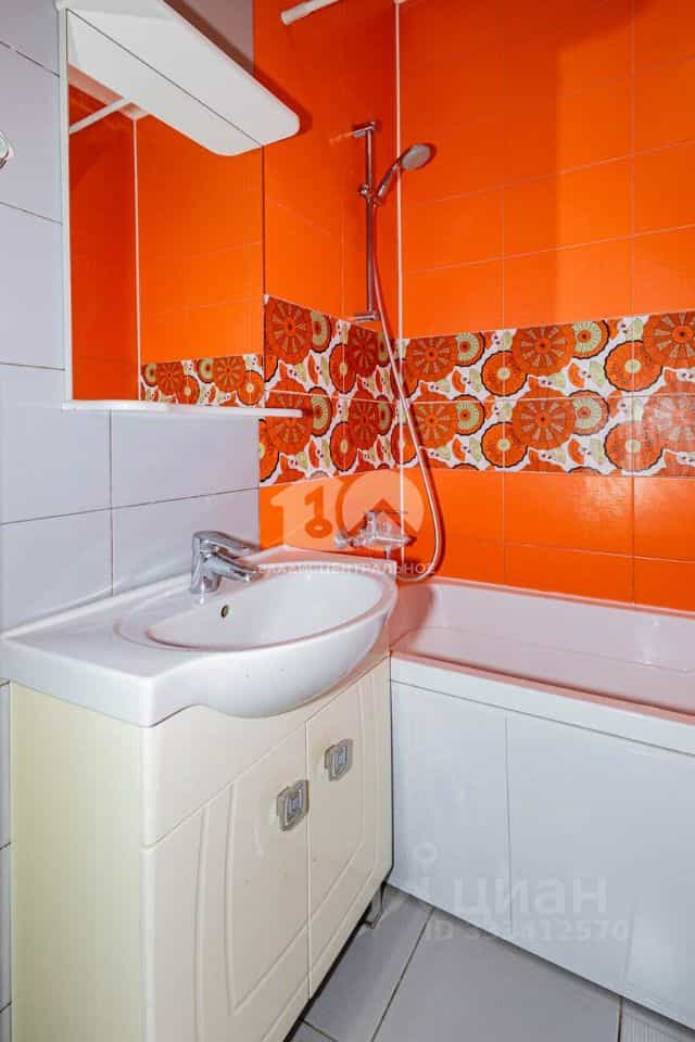 Россия, Новосибирск, улица Виктора Уса, 11/1, фото 17
