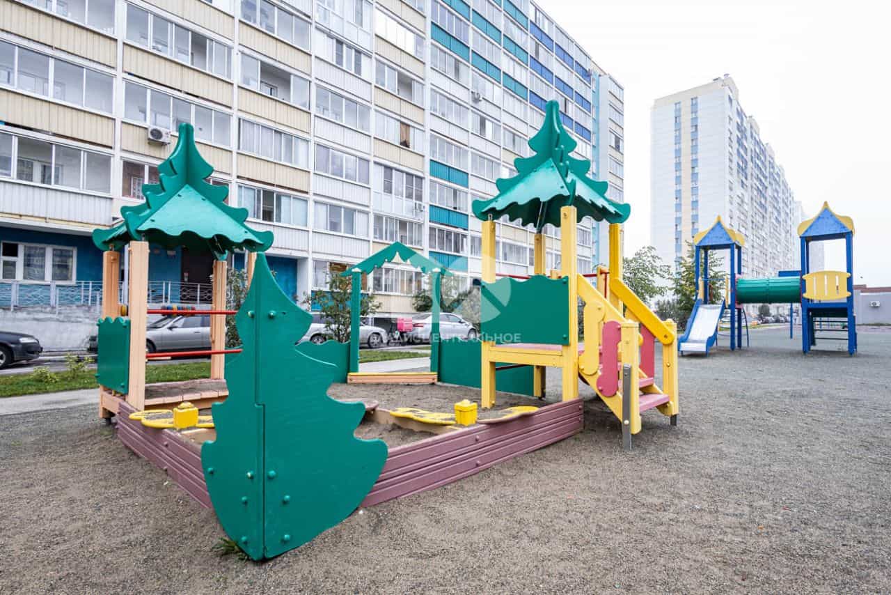 Россия, Новосибирск, улица Виктора Уса, 11/1, фото 29