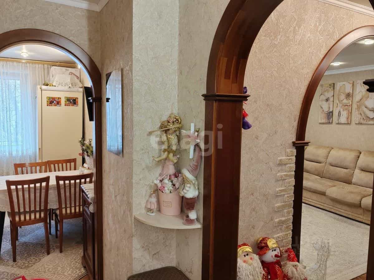Россия, Красноярск, улица Копылова, 42
