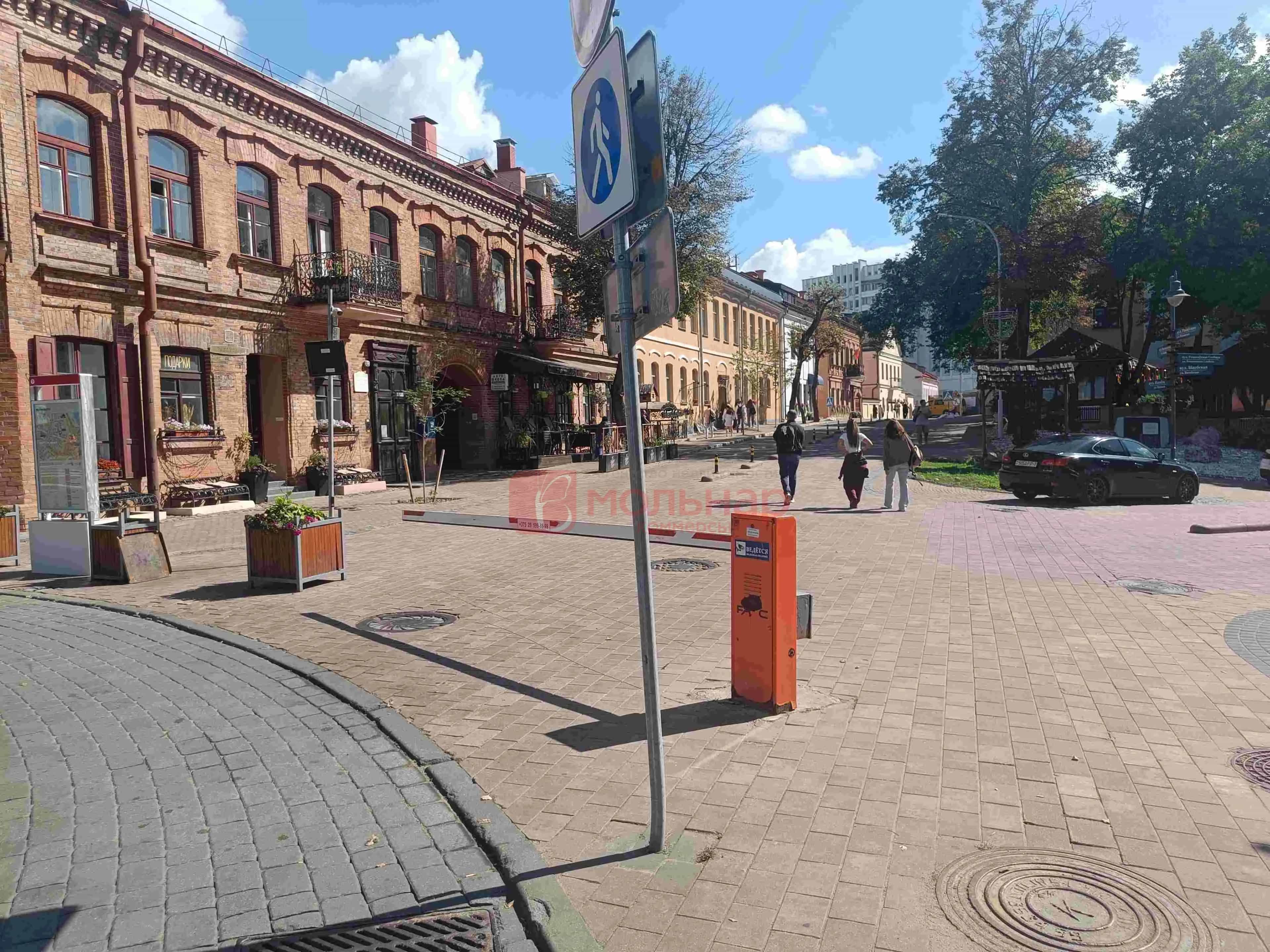 Беларусь, Минск, Раковская улица, 18к1, фото 2