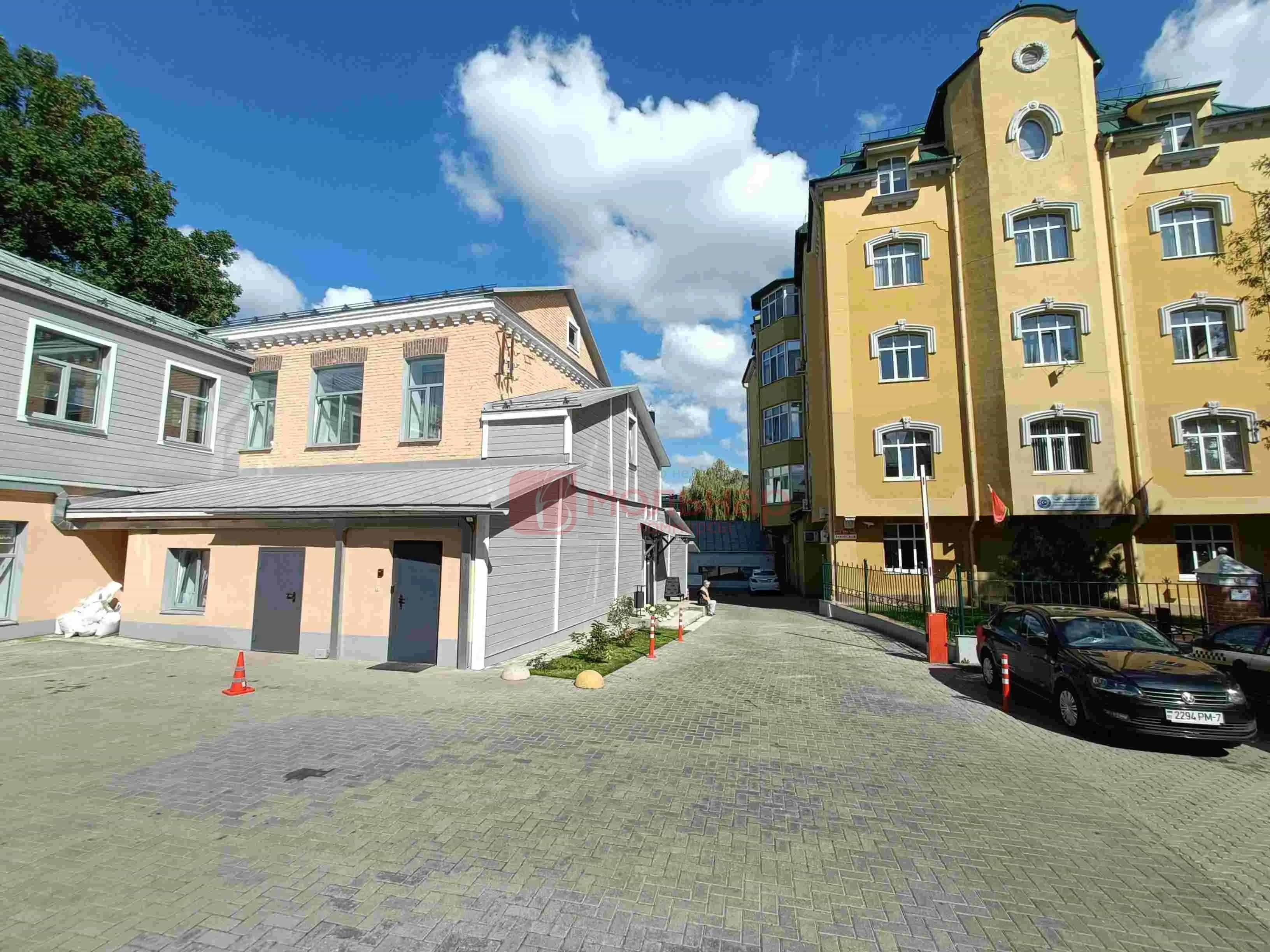 Беларусь, Минск, Раковская улица, 18к1, фото 8