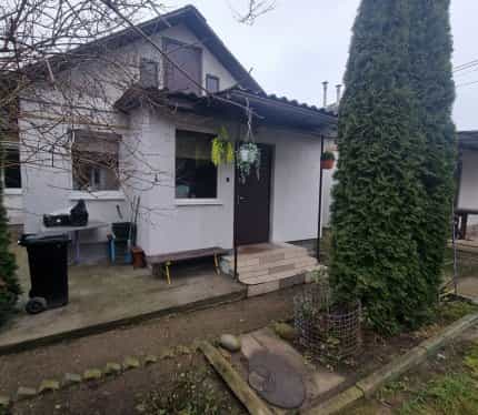 Беларусь, Брестская область, Барановичи, Новая улица, 13, фото 3