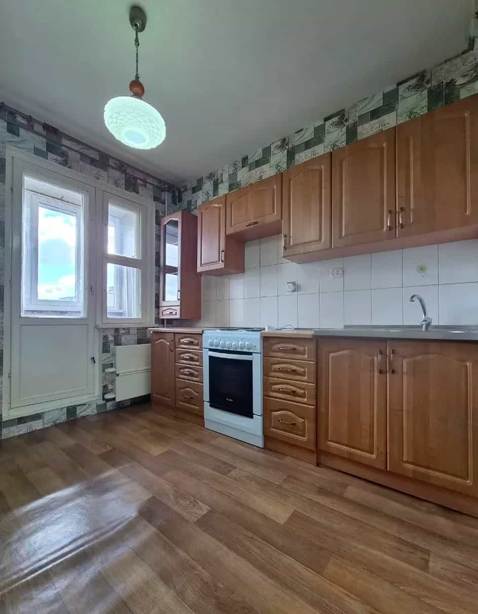 Беларусь, Минск, улица Рафиева, 83