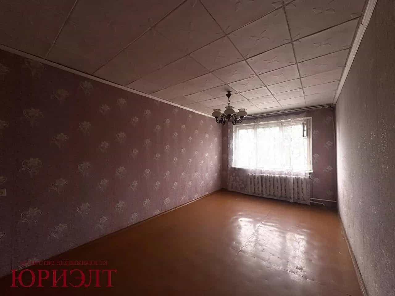 Беларусь, Могилёвская область, Быхов, Гвардейская улица, 1, фото 6