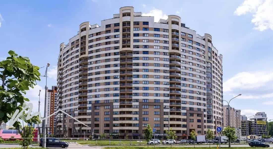 Беларусь, Минск, Аэродромная улица, 32Б