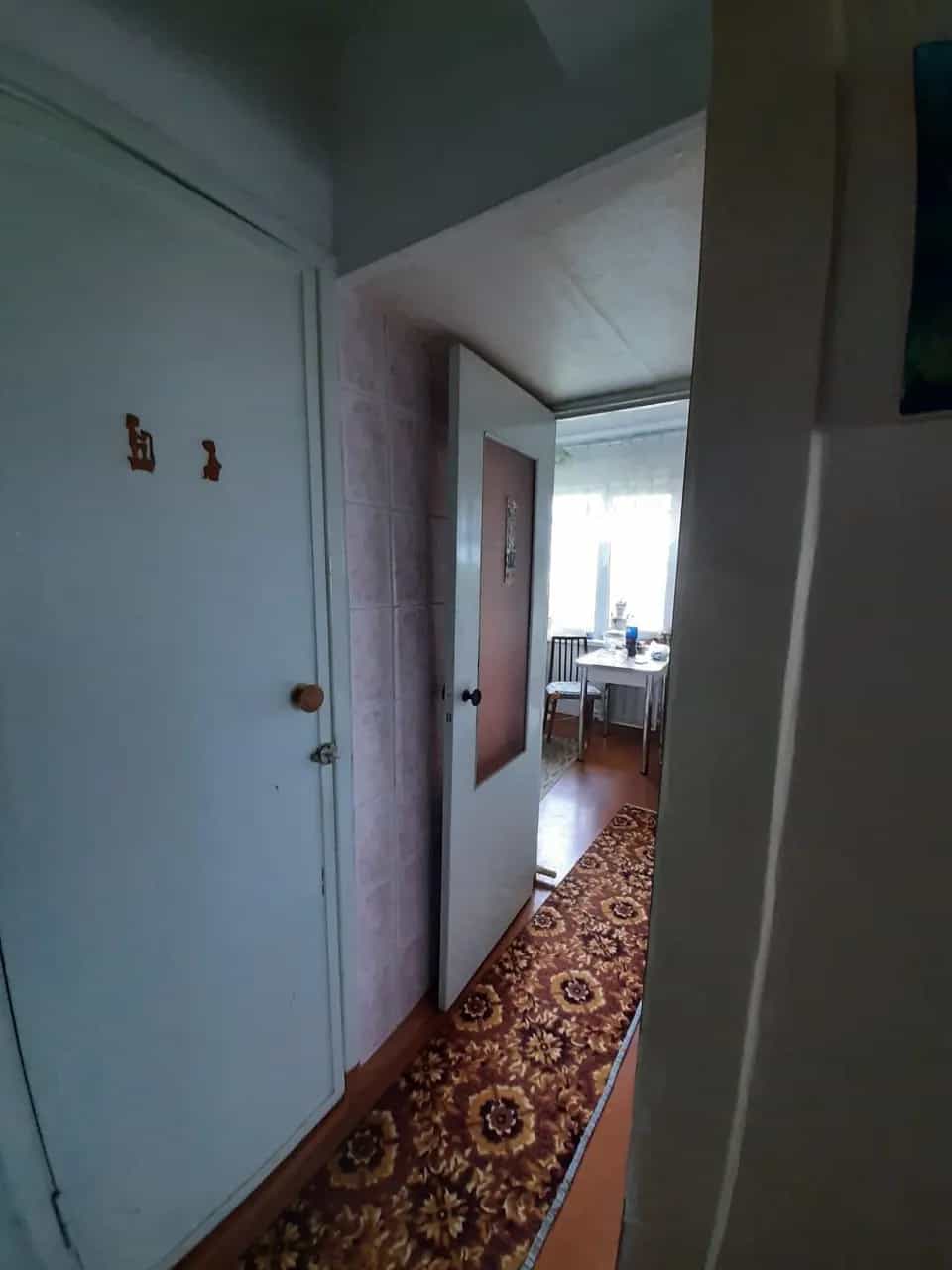 Беларусь, Брестская область, Барановичи, улица Космонавтов, 4, фото 2