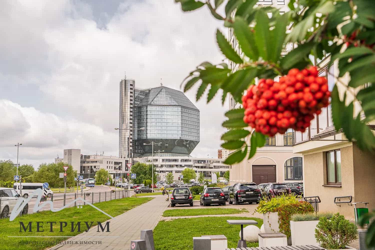 Беларусь, Минск, улица Петра Мстиславца, 10