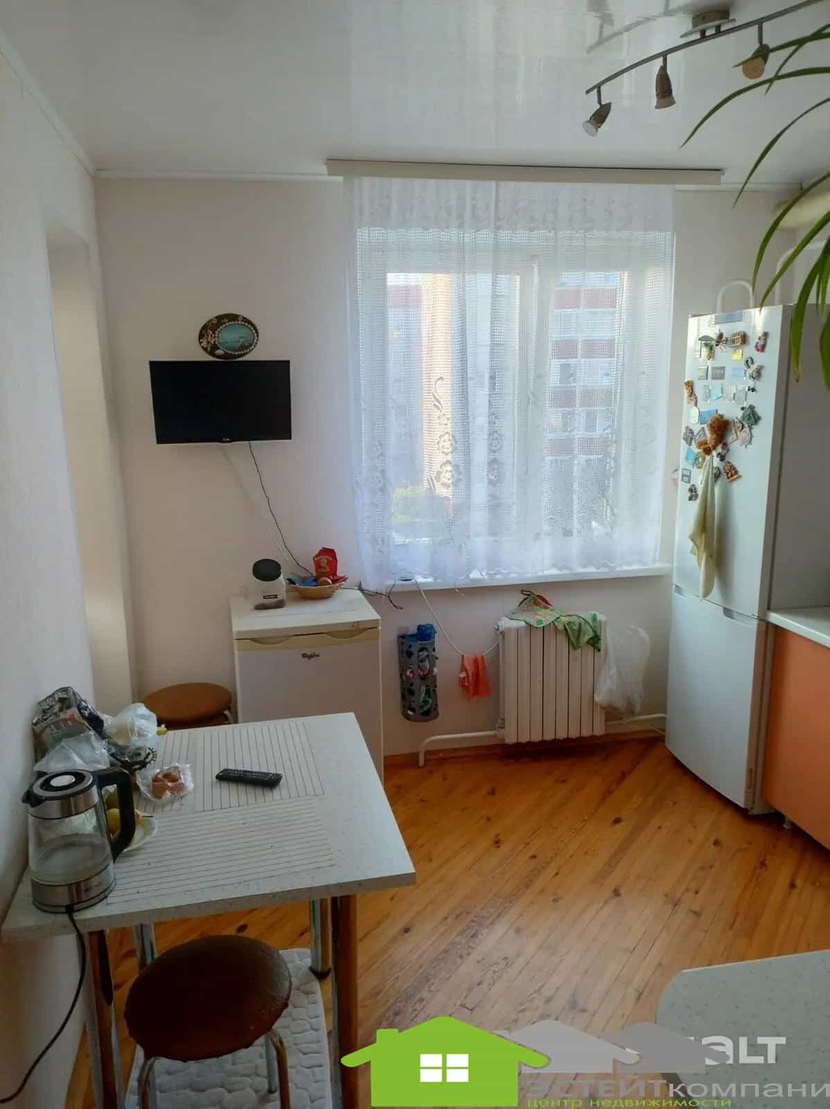 Беларусь, Гродненская область, Лида, 2-я Хасановская улица, 52, фото 9