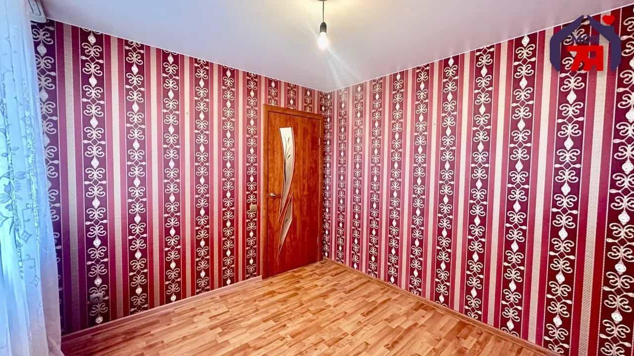 Беларусь, Минская область, Слуцк, улица Жукова, 13, фото 2