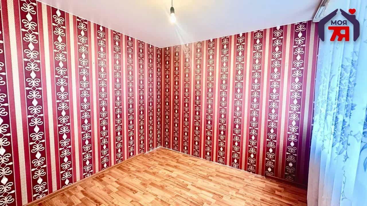 Беларусь, Минская область, Слуцк, улица Жукова, 13, фото 4