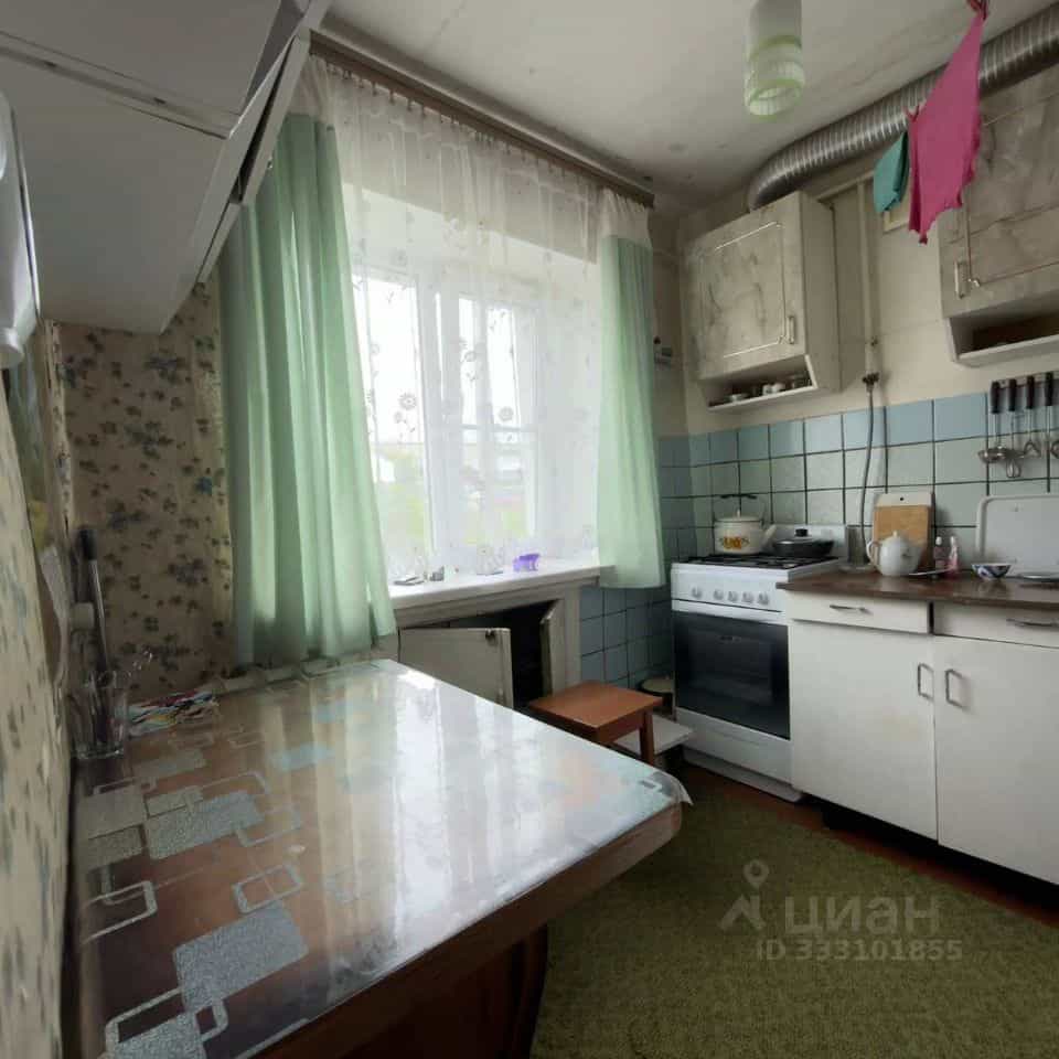 Россия, Калужская область, Сухиничи, улица Победы, 16, фото 4
