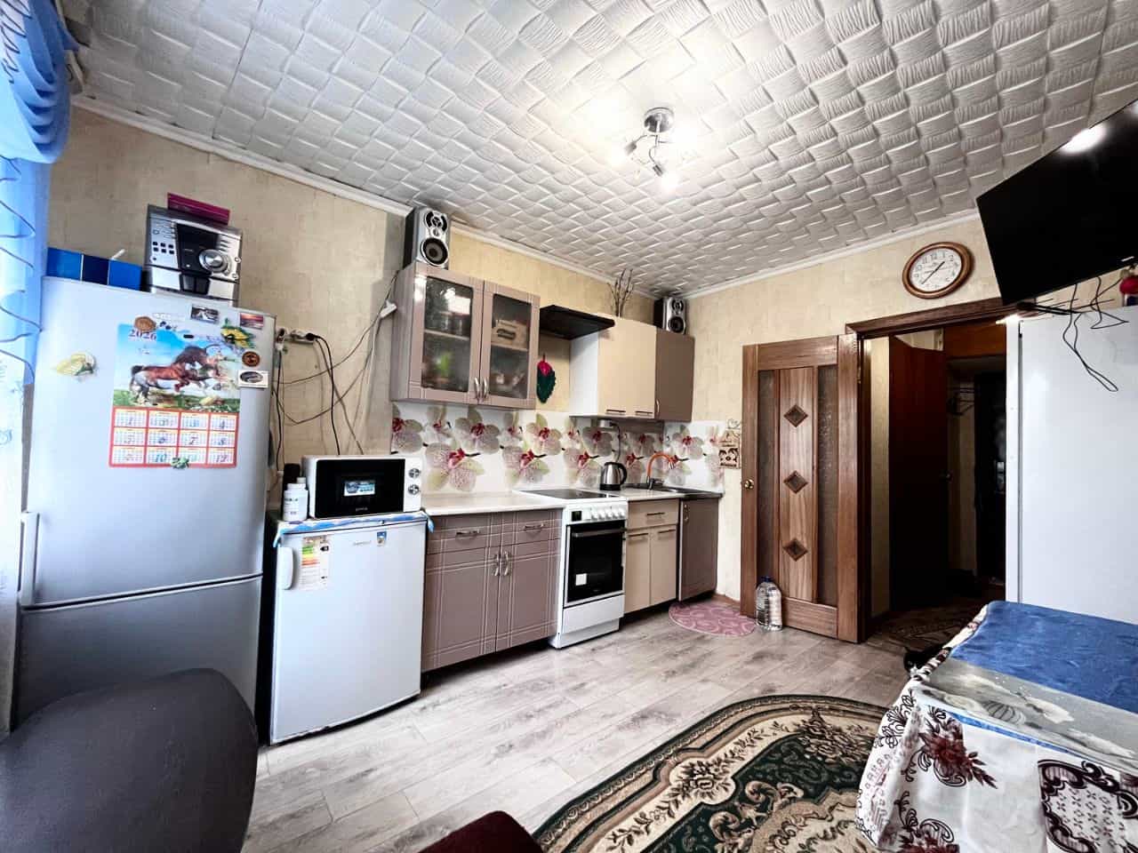 Россия, Свердловская область, Артёмовский, улица Молодёжи, 20, фото 2