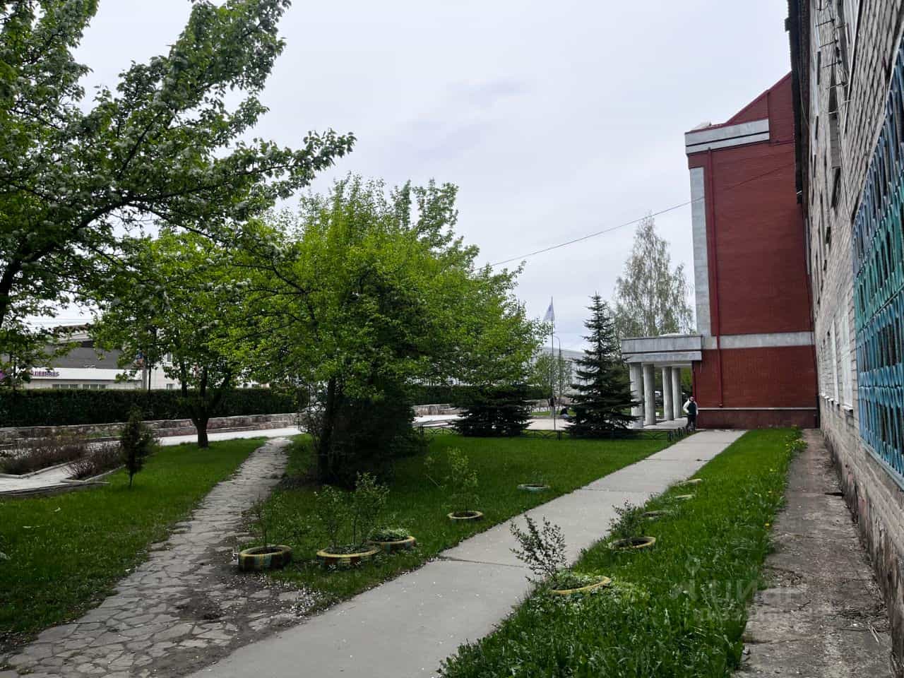 Россия, Свердловская область, Артёмовский, улица Молодёжи, 20, фото 20