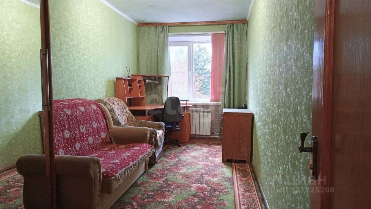 Россия, Тульская область, Узловая, квартал 50 лет Октября, 21, фото 4
