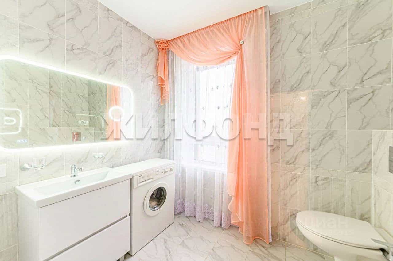Россия, Новосибирск, улица Кошурникова, 23, фото 17