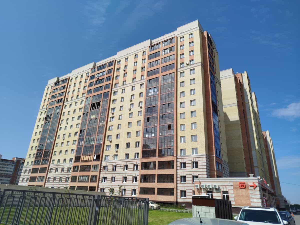Россия, Омск, улица А.Н. Кабанова, 2, фото 16