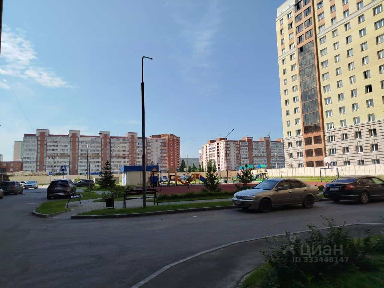 Россия, Омск, улица А.Н. Кабанова, 2, фото 20