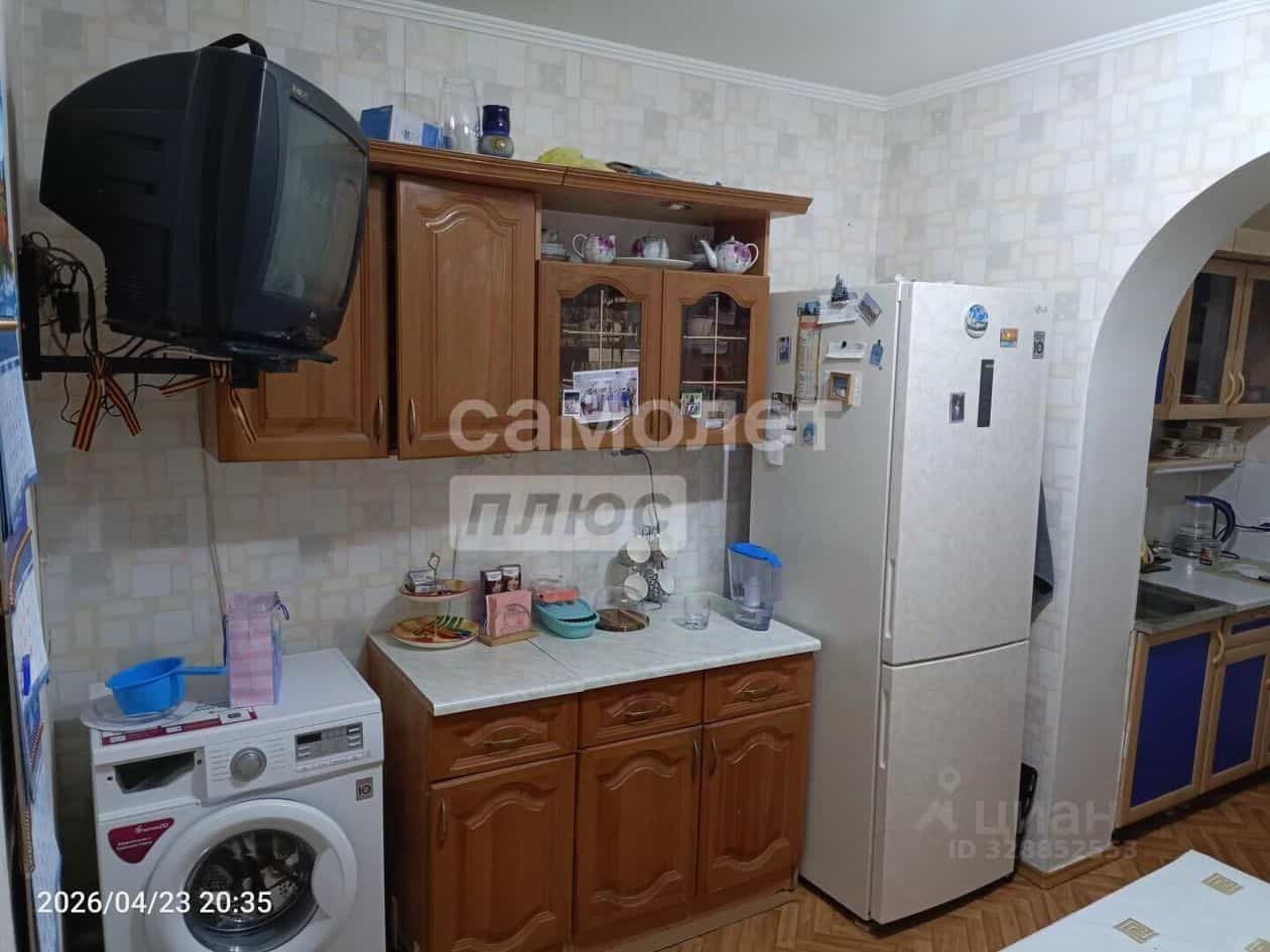 Россия, Республика Калмыкия, Элиста, 2-й микрорайон, 15, фото 7