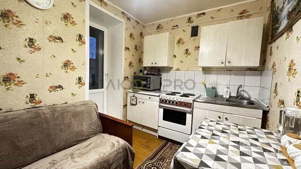 Россия, Киров, микрорайон Радужный, улица Конституции, 8, фото 5