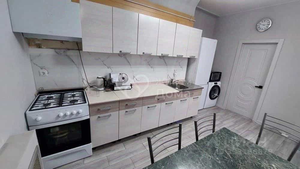 Россия, Волгоград, улица Дзержинского, 13, фото 12