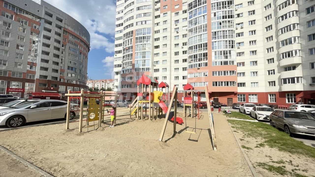 Россия, Ханты-Мансийский автономный округ — Югра, Нижневартовск, улица Ленина, 48, фото 24