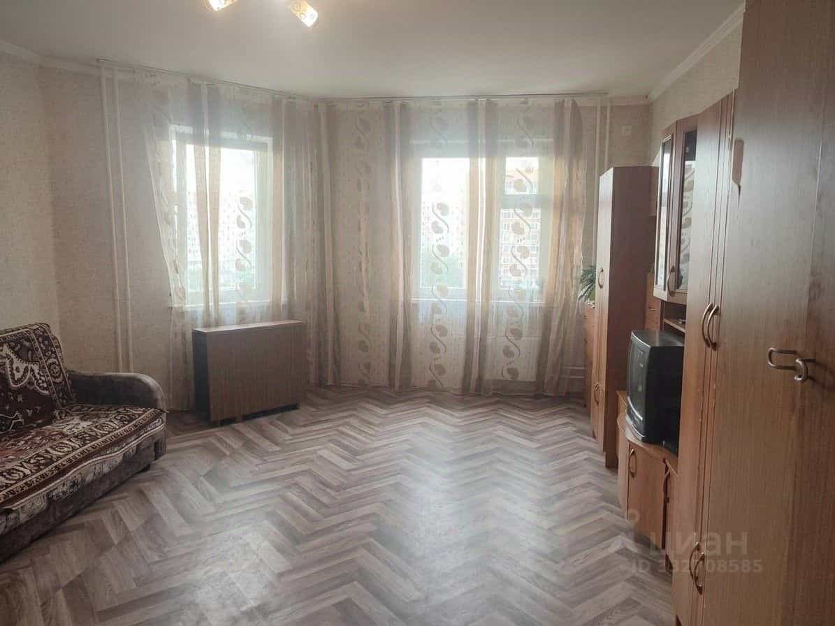 Россия, Красноярск, Ястынская улица, 13