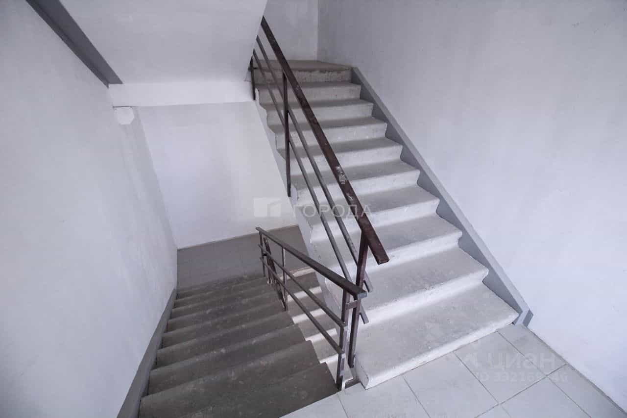 Россия, Алтайский край, Барнаул, улица Папанинцев, 143, фото 10