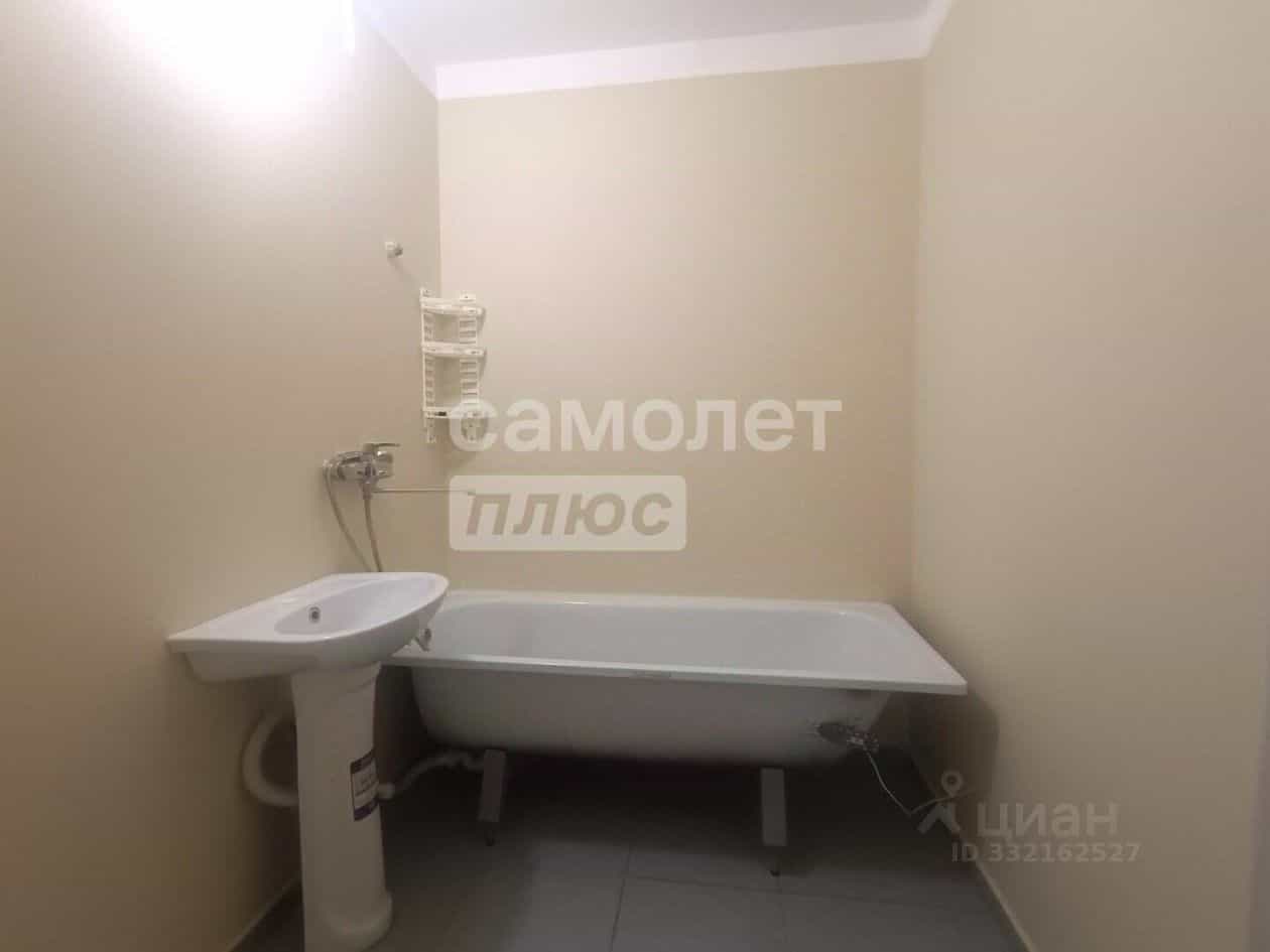 Россия, Курск, улица Евгения Клевцова, 18, фото 13