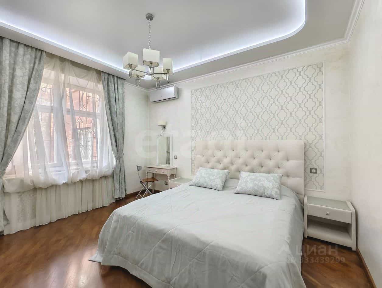 Россия, Тюмень, улица Хохрякова, 4/1, фото 5