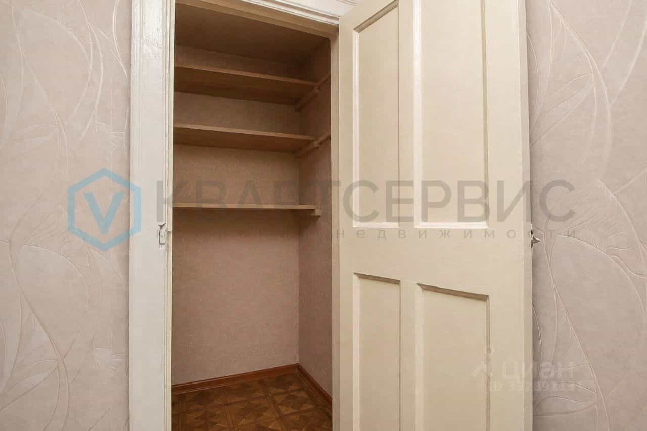 Россия, Омск, улица Василия Маргелова, 48, фото 6