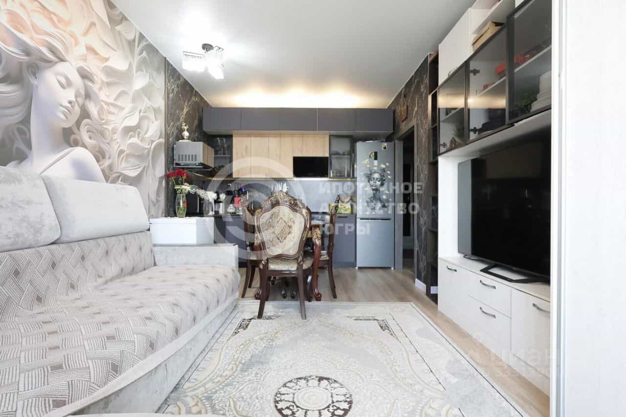 Россия, Ханты-Мансийск, улица Елены Сагандуковой, 10к1, фото 2
