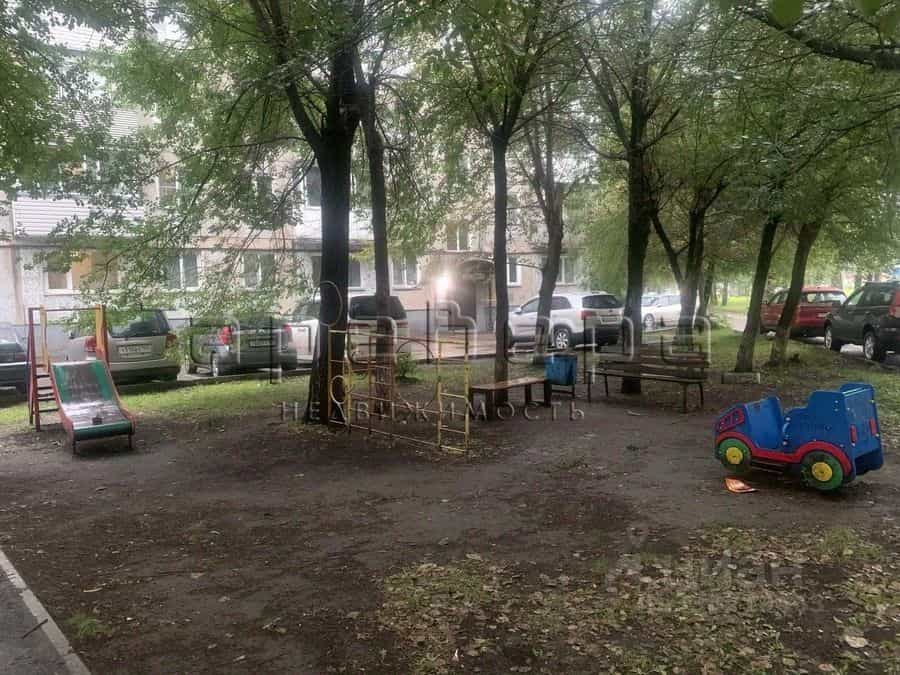 Россия, Красноярск, микрорайон Зелёная Роща, улица Терешковой, 6, фото 19