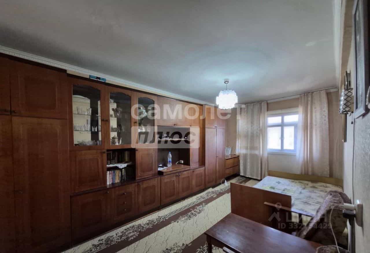Россия, Алтайский край, Бийск, улица Разина, 70, фото 2