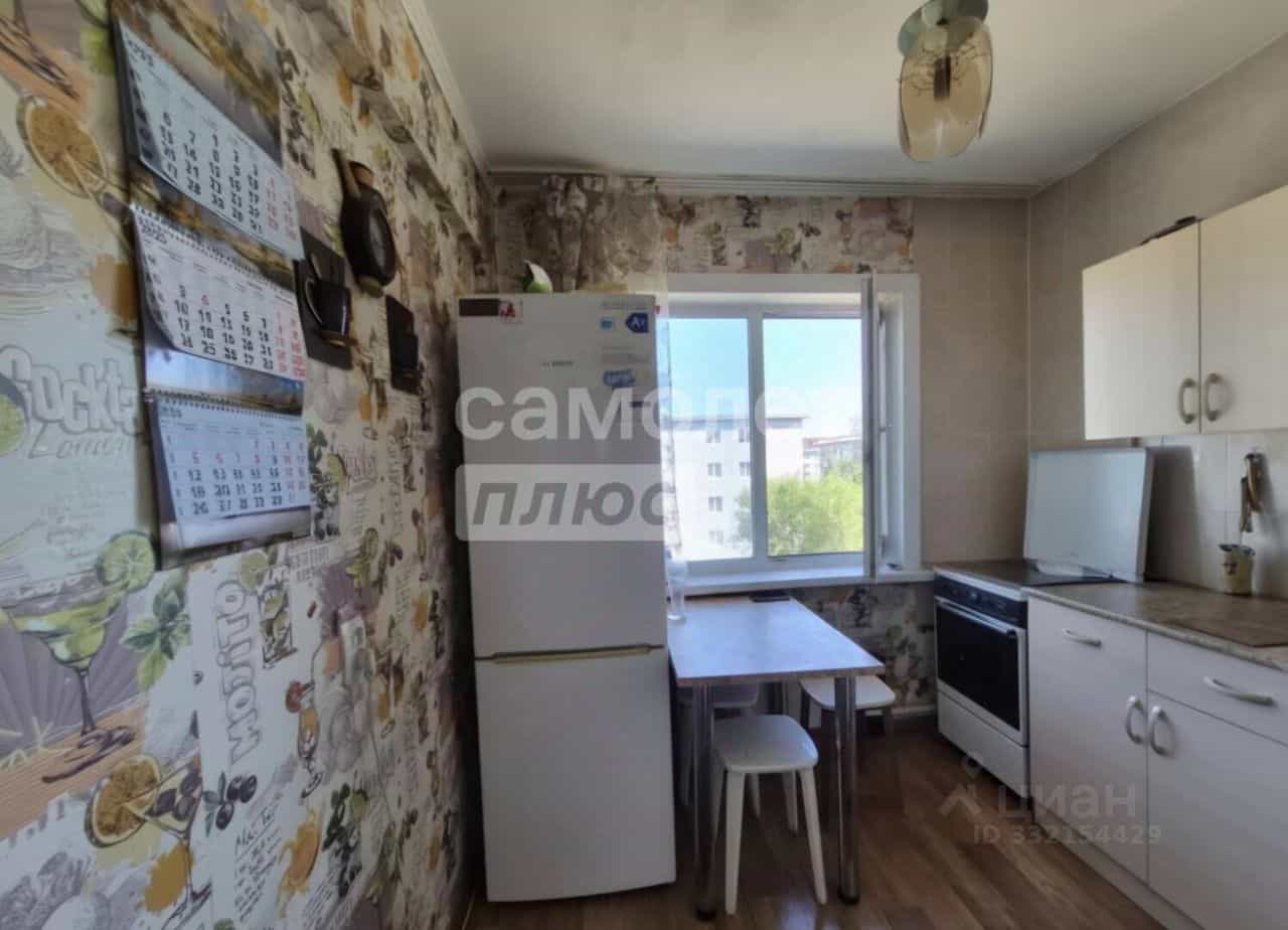 Россия, Алтайский край, Бийск, улица Разина, 70, фото 8