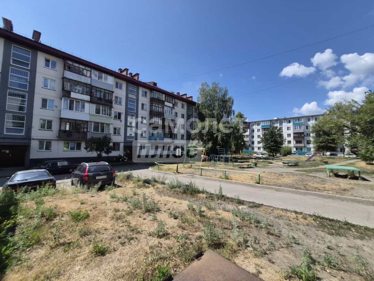 Россия, Алтайский край, Бийск, улица Разина, 70, фото 18