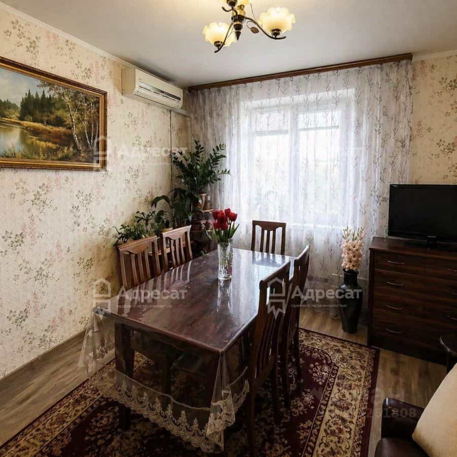 Россия, Волгоградская область, Волжский, улица Пушкина, 96, фото 6