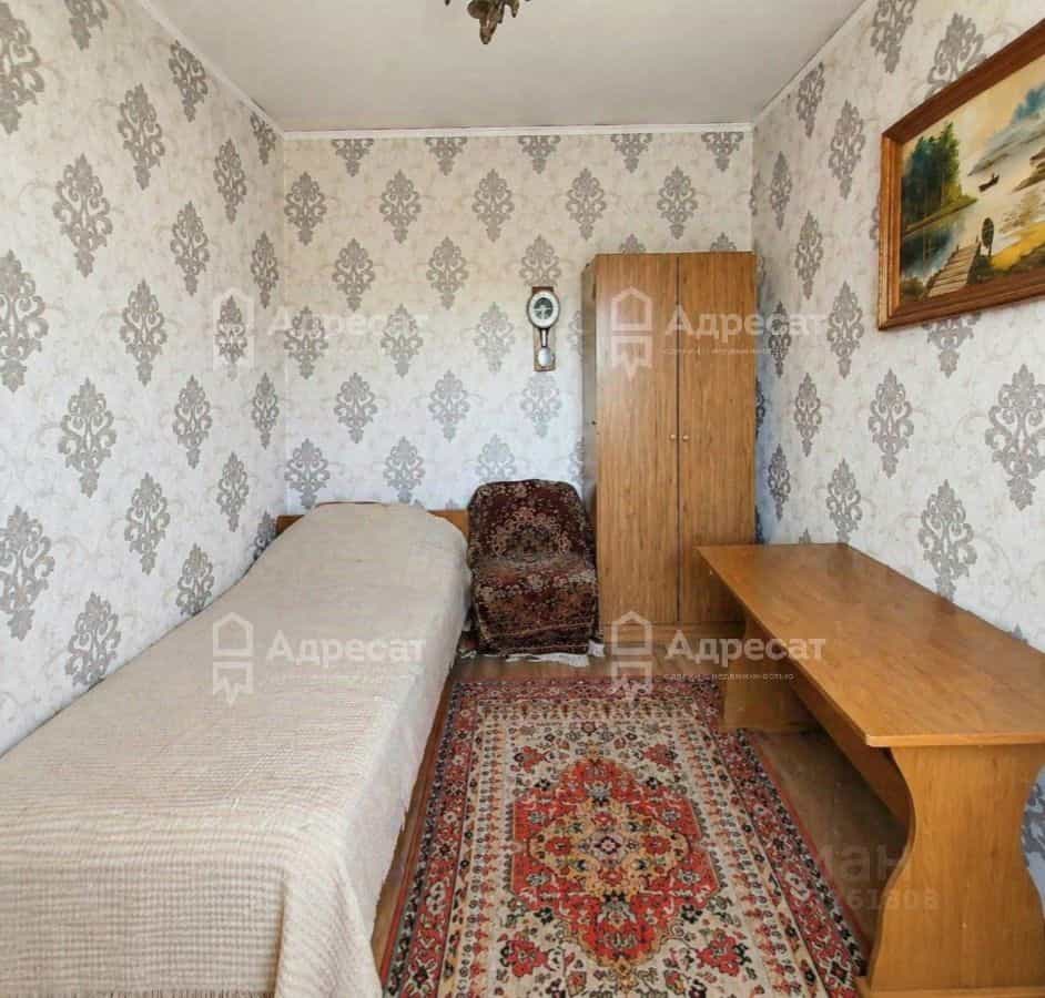 Россия, Волгоградская область, Волжский, улица Пушкина, 96, фото 8
