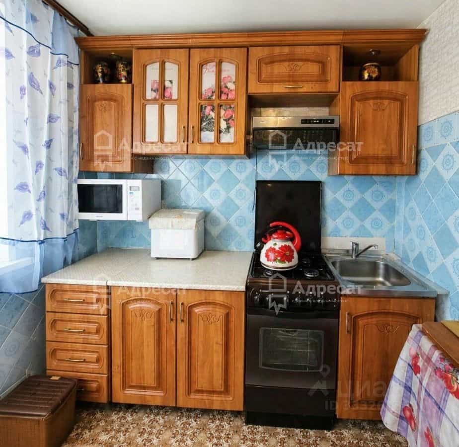 Россия, Волгоградская область, Волжский, улица Пушкина, 96, фото 9