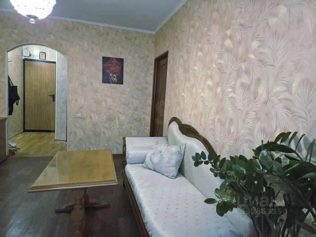 Россия, Челябинск, Свердловский проспект, 33А, фото 9