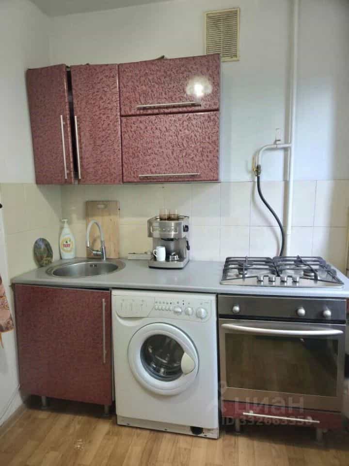 Россия, Челябинск, Свердловский проспект, 33А, фото 16
