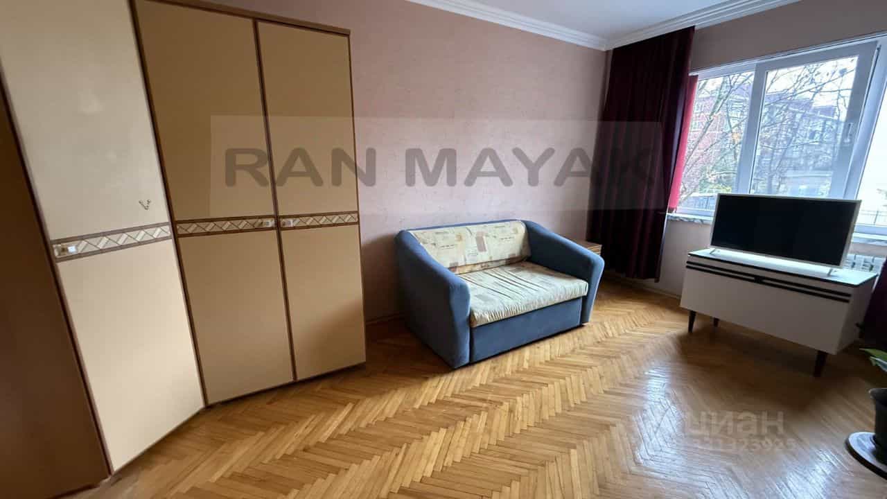 Россия, Республика Адыгея (Адыгея), Майкоп, улица Ленина, 112, фото 5