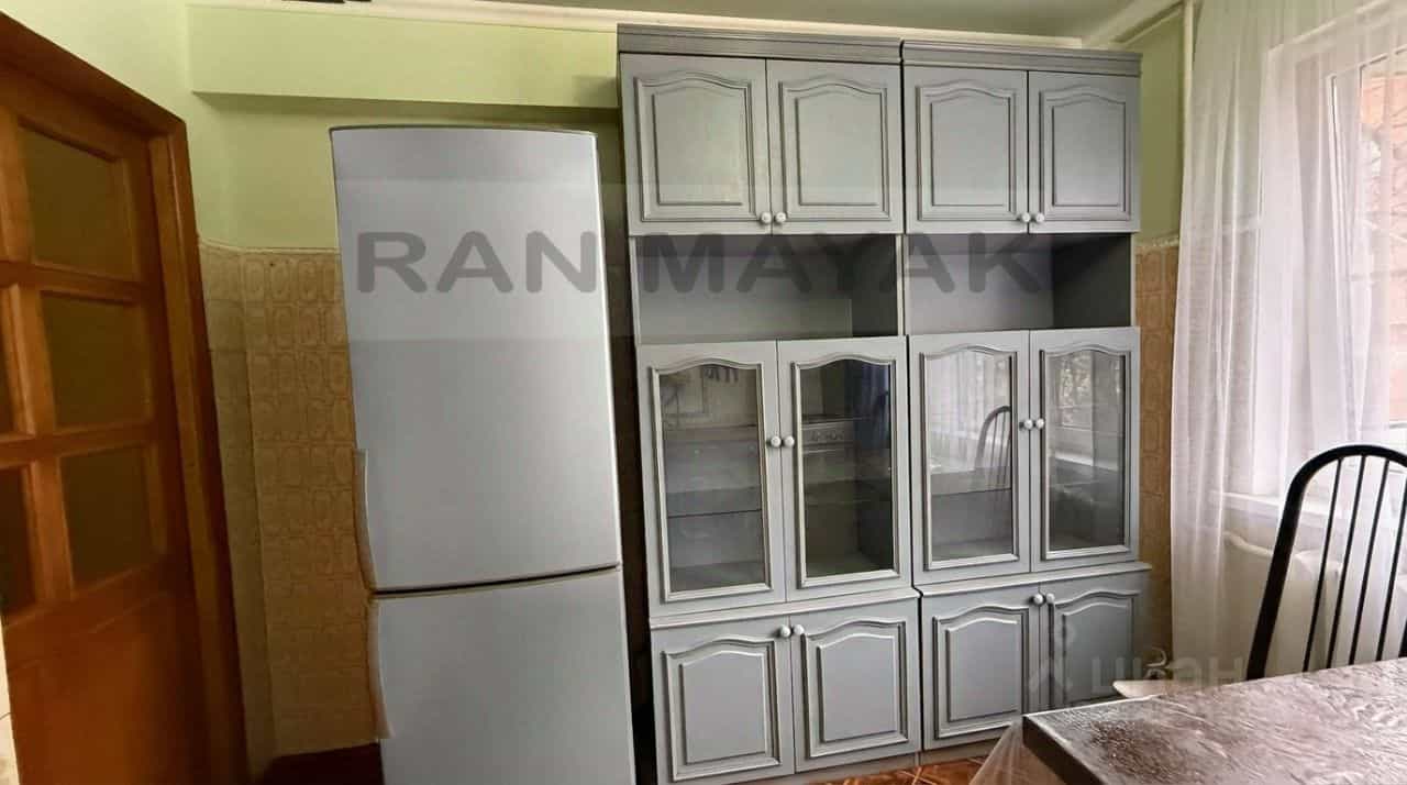 Россия, Республика Адыгея (Адыгея), Майкоп, улица Ленина, 112, фото 6