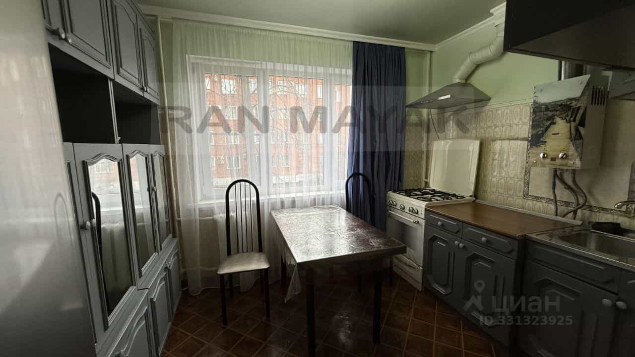 Россия, Республика Адыгея (Адыгея), Майкоп, улица Ленина, 112, фото 9