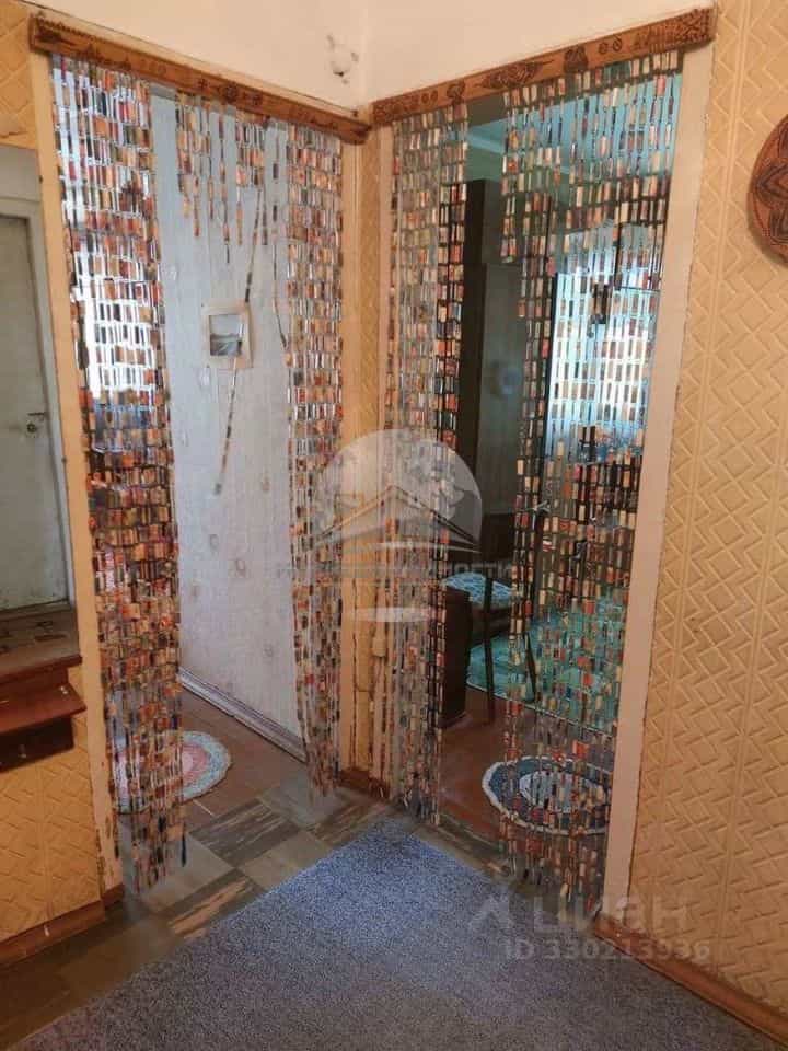 Россия, Великий Новгород, район Софийская сторона, улица Черняховского, 38, фото 10