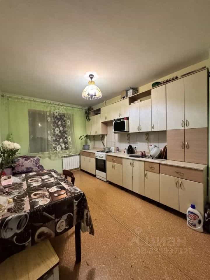 Россия, Омск, улица Завертяева, 20к1, фото 9