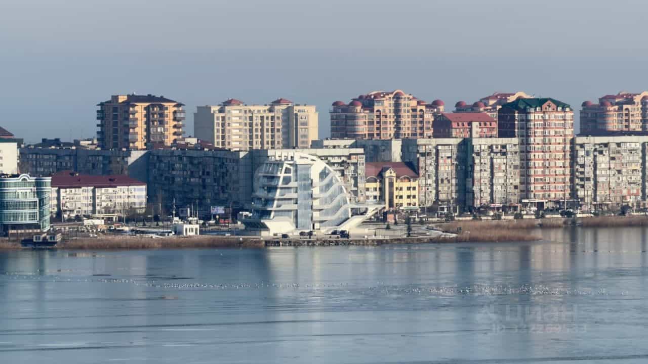Россия, Республика Дагестан, Махачкала, улица Азизова, 38, фото 9