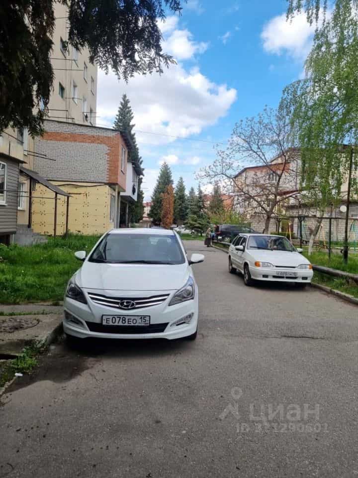 Россия, Республика Северная Осетия — Алания, Владикавказ, улица Братьев Темировых, 70, фото 5